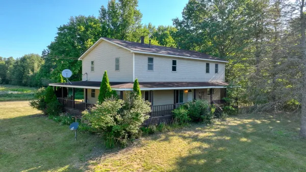 $475,000 | 49300 Arkona Road, Belleville, MI 48111
