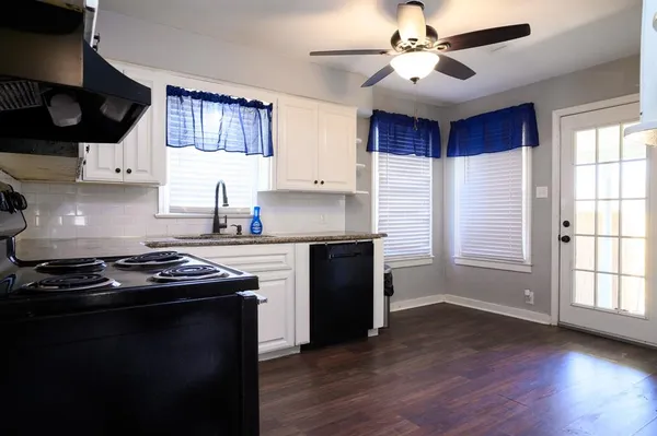 $179,900 | 1500 South Scullin Avenue, Denison, TX 75020