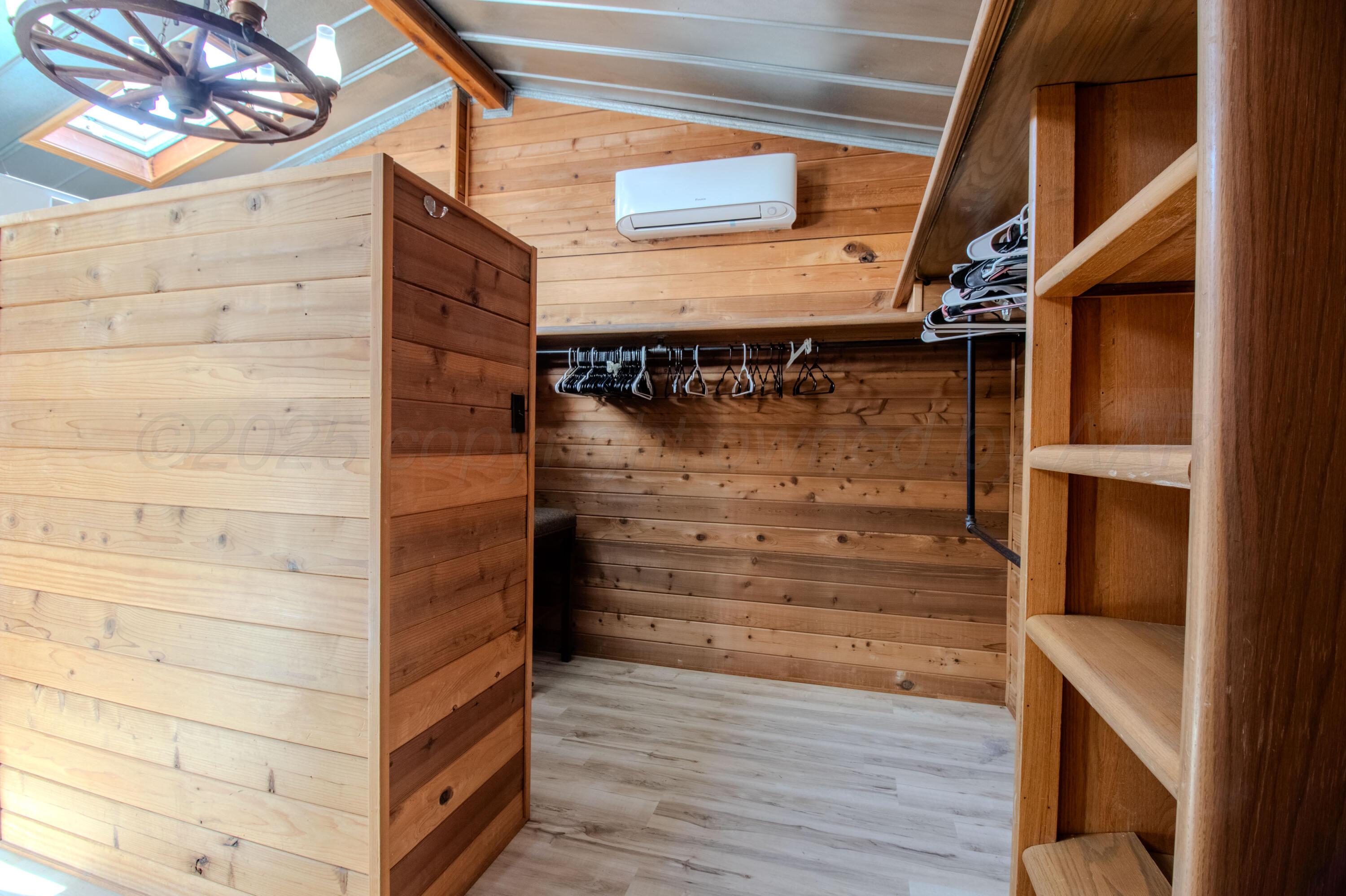 401 10 Bears Trail Howardwick, TX 79226 - Photo 32 of 71 a view of walk in closet