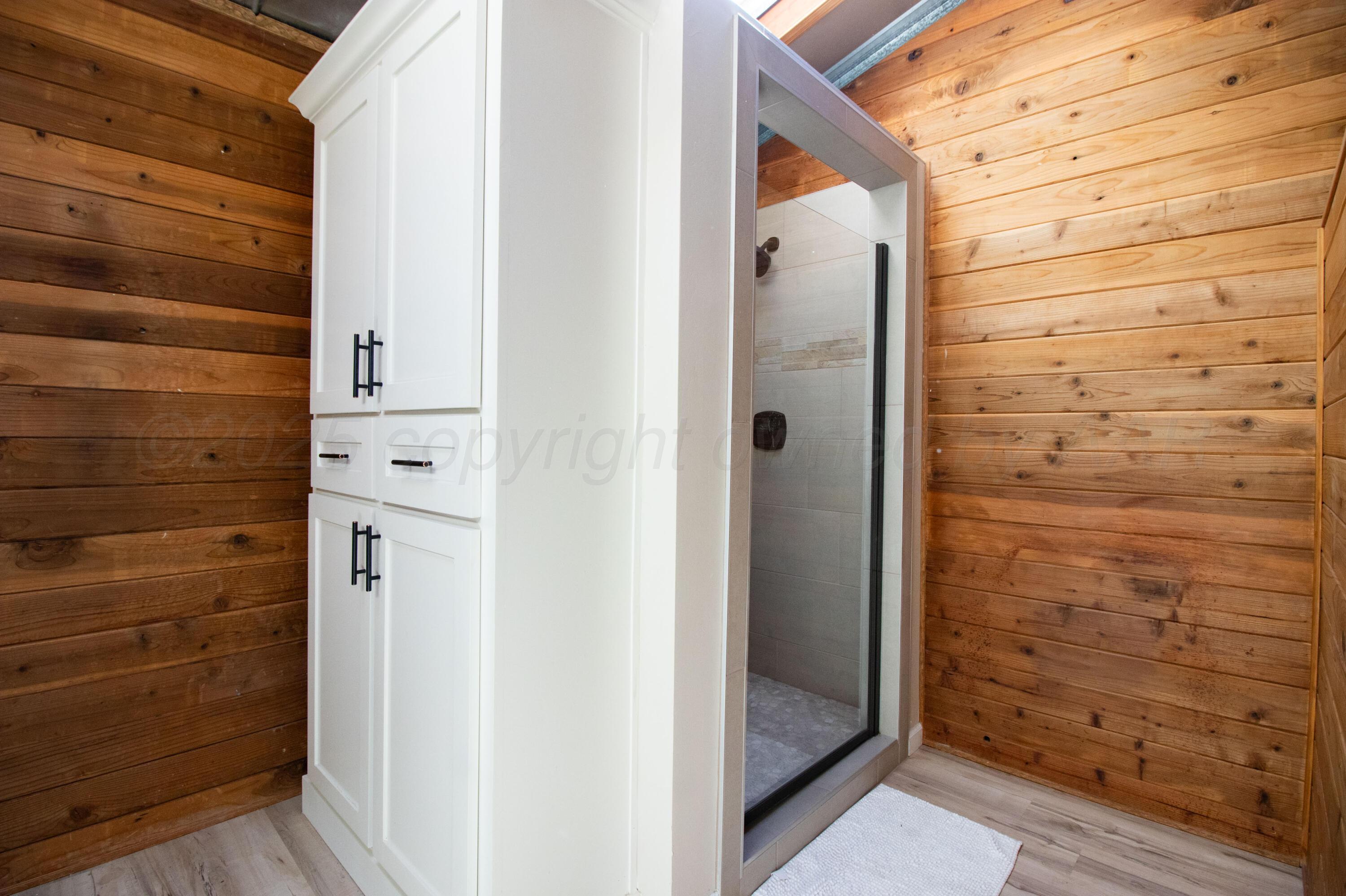 401 10 Bears Trail Howardwick, TX 79226 - Photo 33 of 71 a view of door in front of door