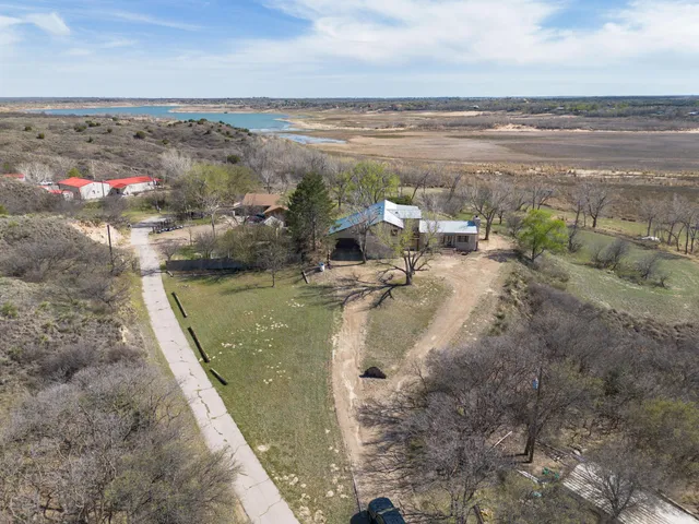 $380,000 | 401 10 Bears Trail, Howardwick, TX 79226