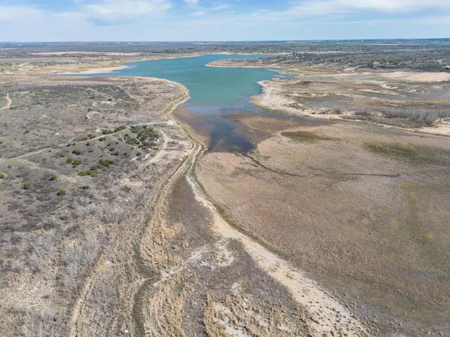 $380,000 | 401 10 Bears Trail, Howardwick, TX 79226