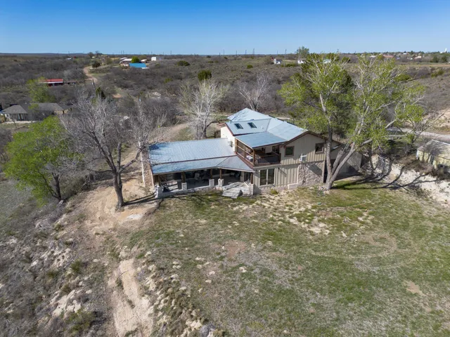 $380,000 | 401 10 Bears Trail, Howardwick, TX 79226