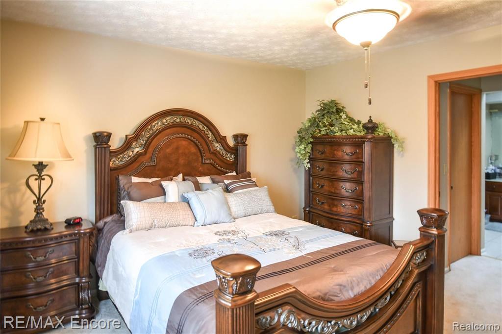 6576 Ridgeview Drive Clarkston, MI 48346 - Photo 31 of 75