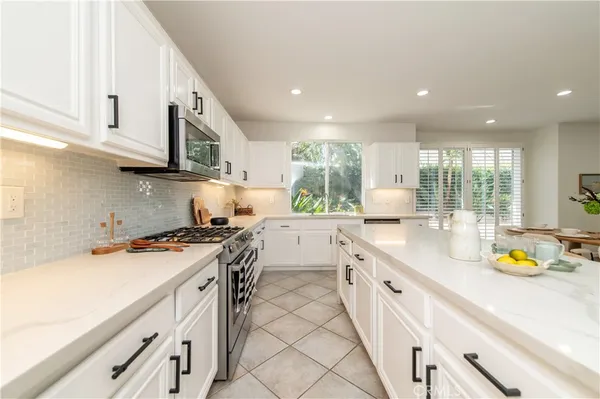 $2,288,000 | 3 Birchwood, Irvine, CA 92618
