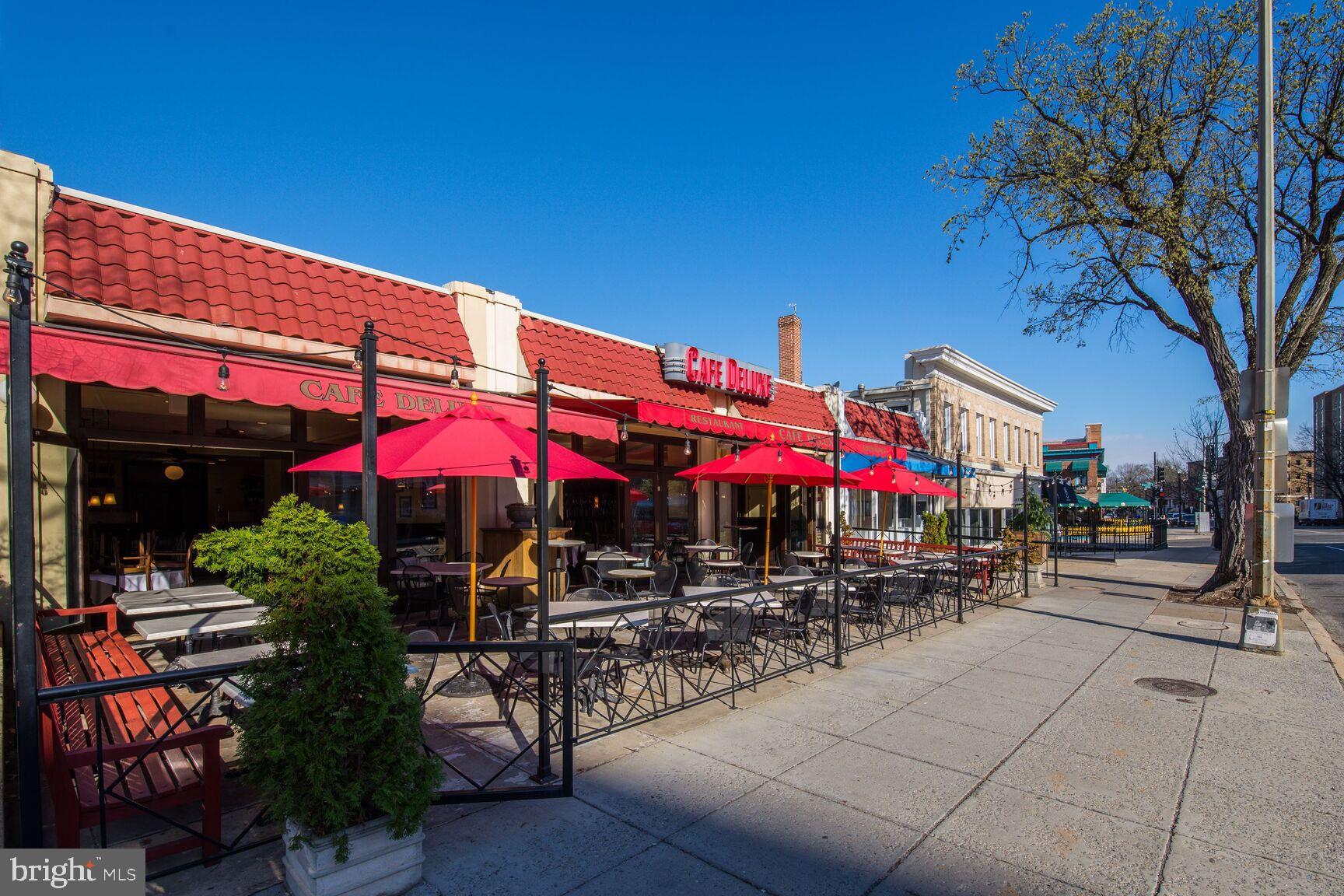 4201 Cathedral Avenue Northwest, Unit 1209W Washington, DC 20016 - Photo 45 of 46 an outdoor space with patio