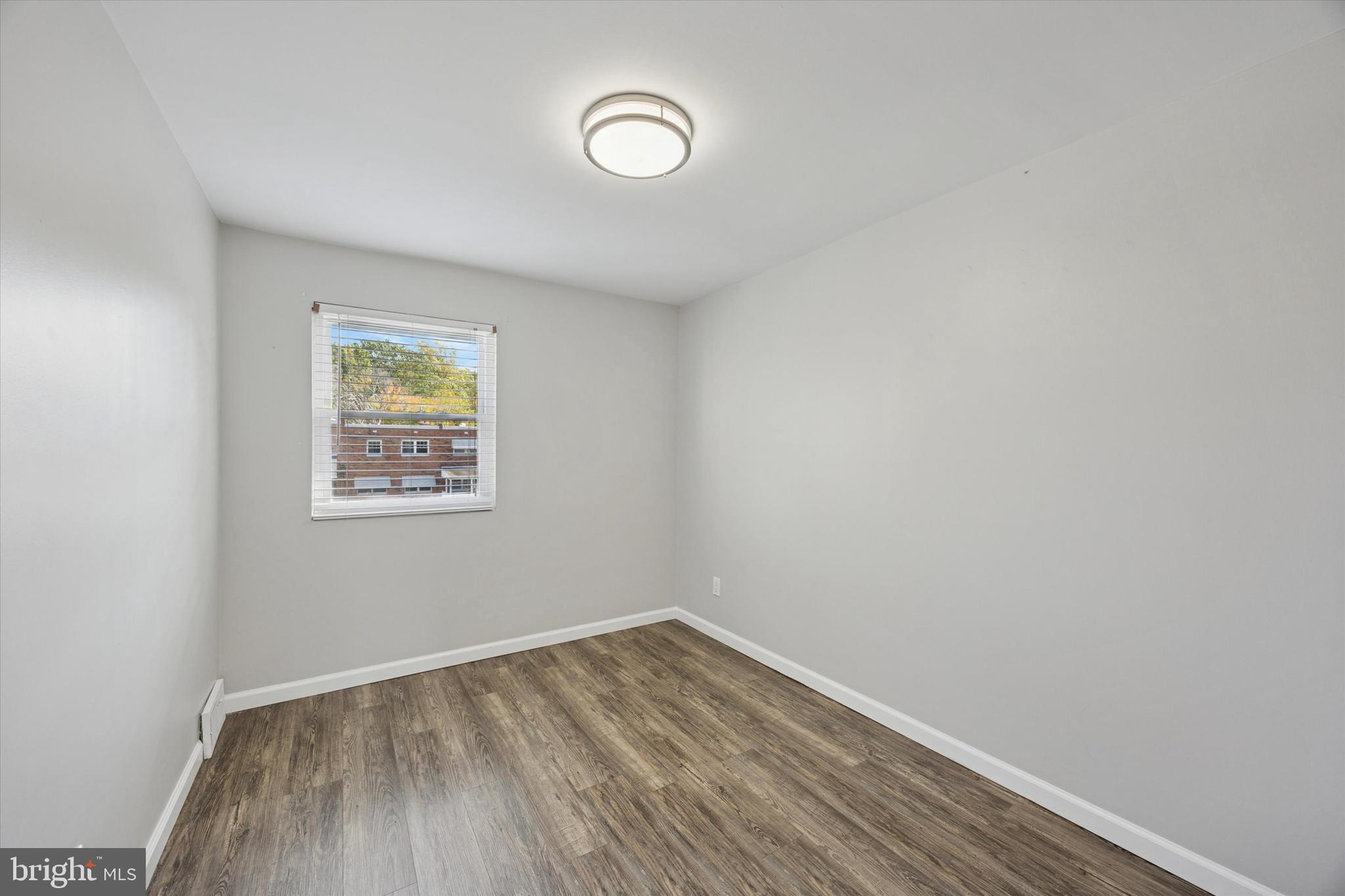 12523 Ramer Road Philadelphia, PA 19154 - Photo 19 of 33