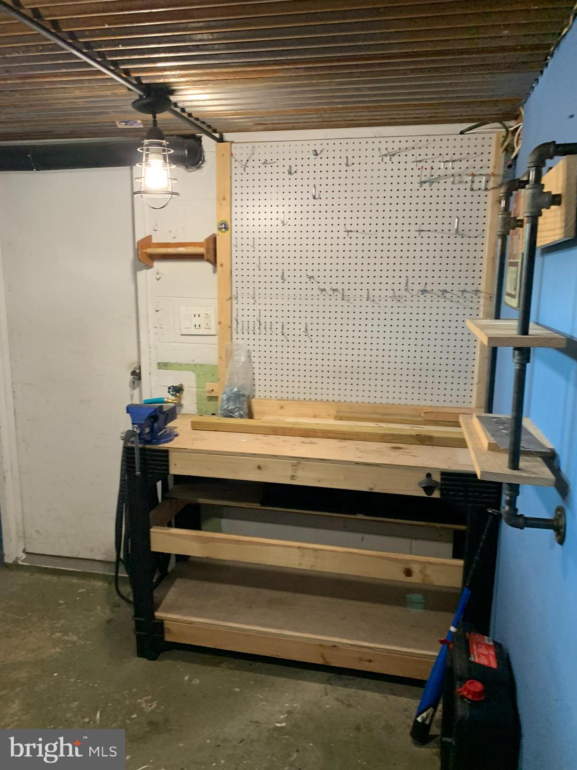 12523 Ramer Road Philadelphia, PA 19154 - Photo 31 of 33