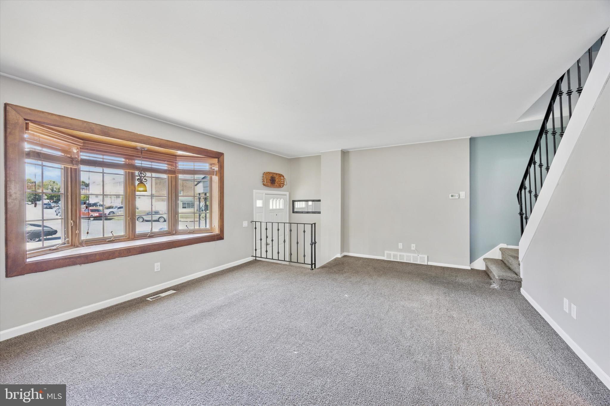 12523 Ramer Road Philadelphia, PA 19154 - Photo 5 of 33