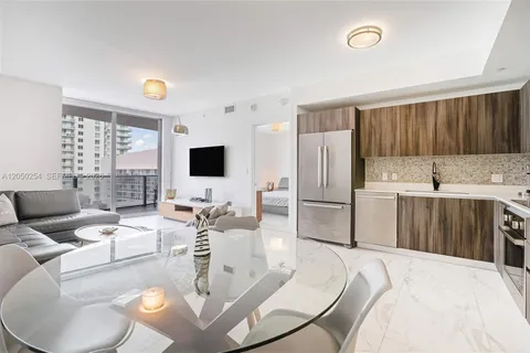 $545,000 | 488 Northeast 18th Street, Unit 3903, Miami, FL 33132
