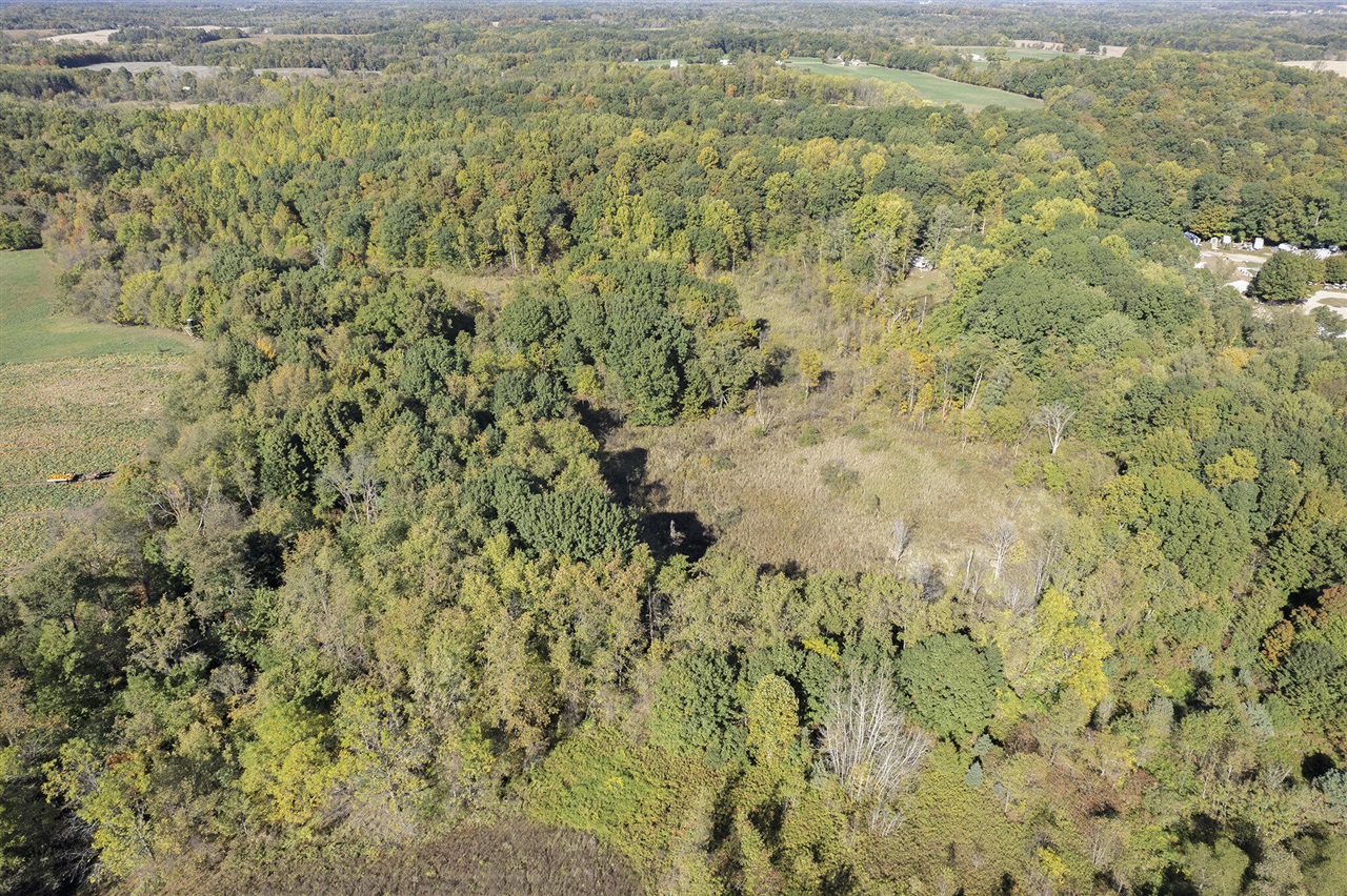 11480 North Adams Road North Adams, MI 49262 - Photo 23 of 28