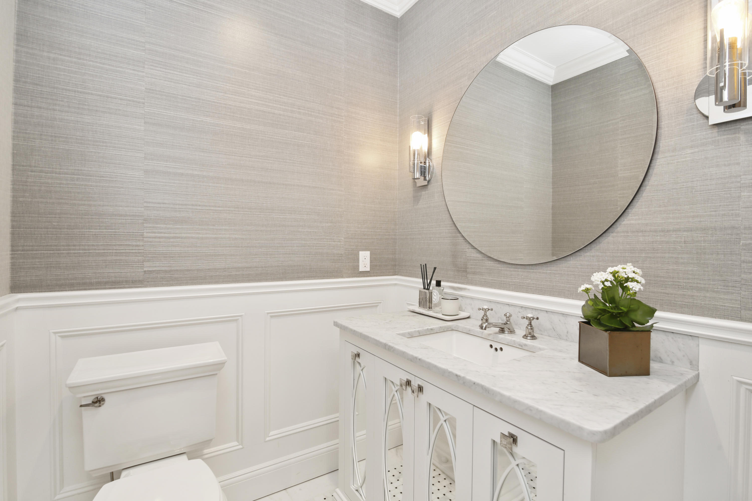 121 Chichester Road New Canaan, CT 06840 - Photo 19 of 42 a bathroom with a sink and a mirror