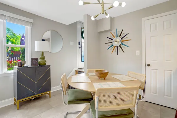$4,500 | 1316 Commonwealth Avenue, Alexandria, VA 22301
