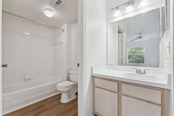 $177,000 | 7270 Westpointe Boulevard, Unit 931, Orlando, FL 32835