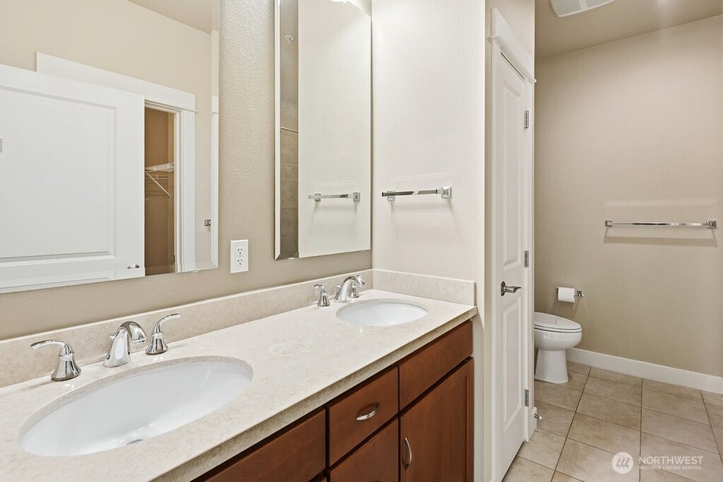 15730 116th Avenue Northeast, Unit 305 Bothell, WA 98011 - Photo 18 of 39