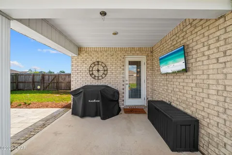 $334,000 | 102 Spikes Circle, Southport, FL 32409