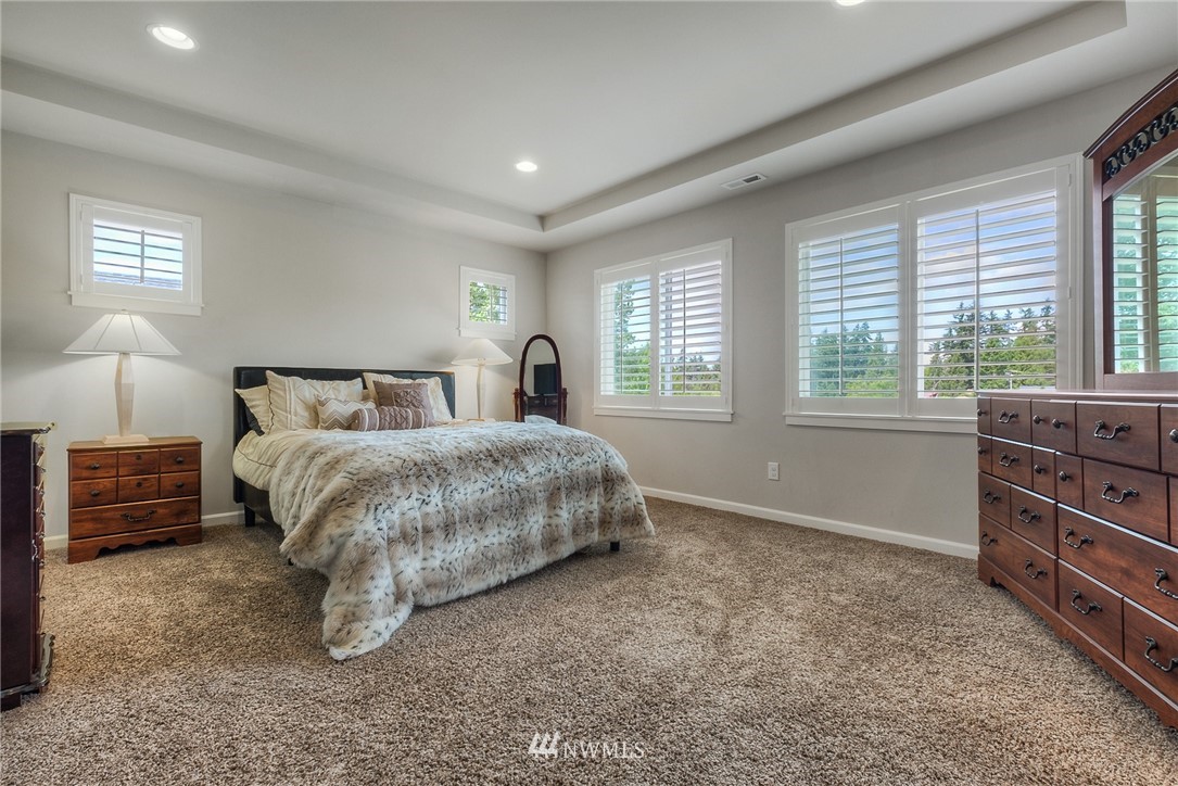 5620 Northeast 9th Street Renton, WA 98059 - Photo 14 of 25