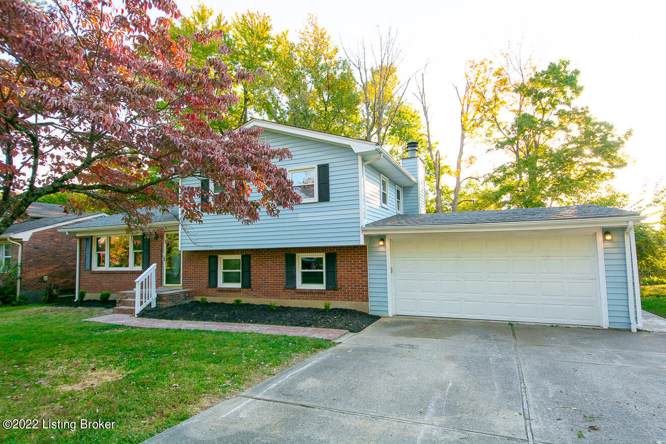 9310 Fairground Road Louisville, KY 40291 - Photo 46 of 48 Driveway