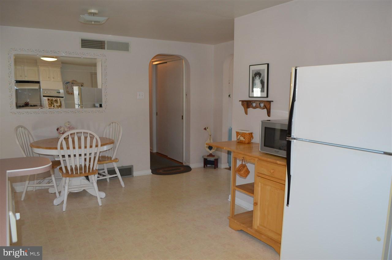 2234 Sycamore Road York, PA 17408 - Photo 7 of 36