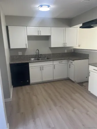 $2,300 | 135 Cook Street, Unit 3, Redlands, CA 92374