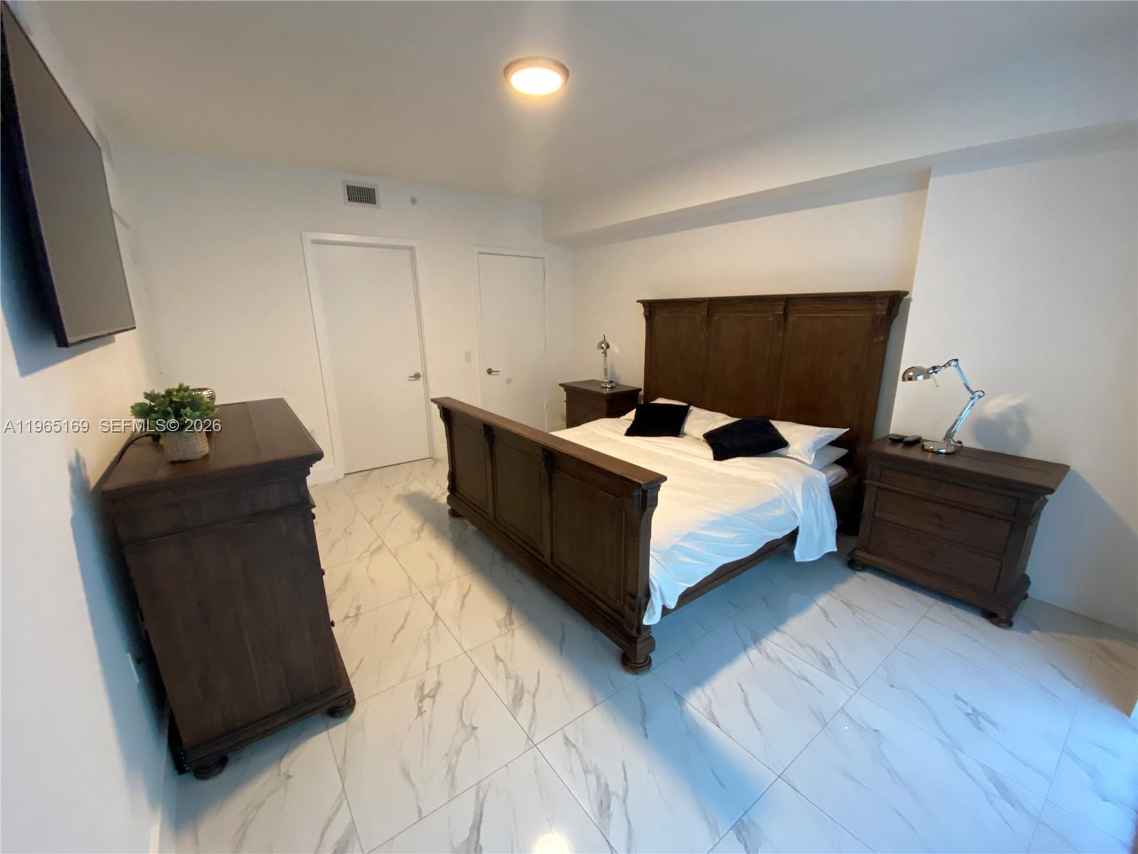 201 Southwest 17th Road, Unit 403 Miami, FL 33129 - Photo 14 of 23