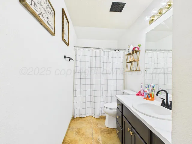 $215,000 | 601 South Spruce Street, Stratford, TX 79084