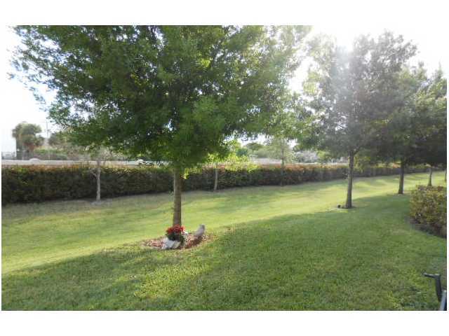47 Lancaster Road Boynton Beach, FL 33426 - Photo 5 of 9 Additional Photo