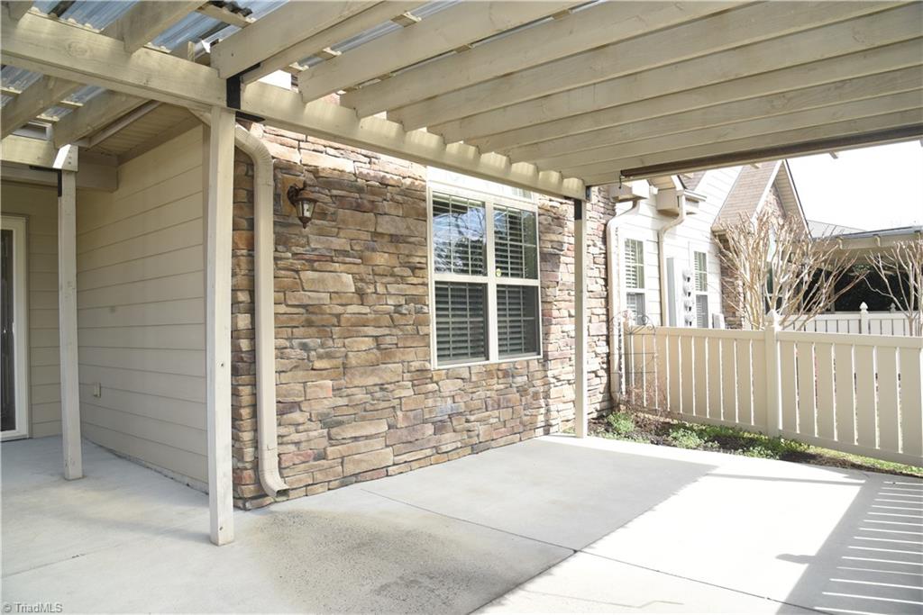 4246 Plantation Ridge Lane Greensboro, NC 27409 - Photo 22 of 31 Patio with Pergola