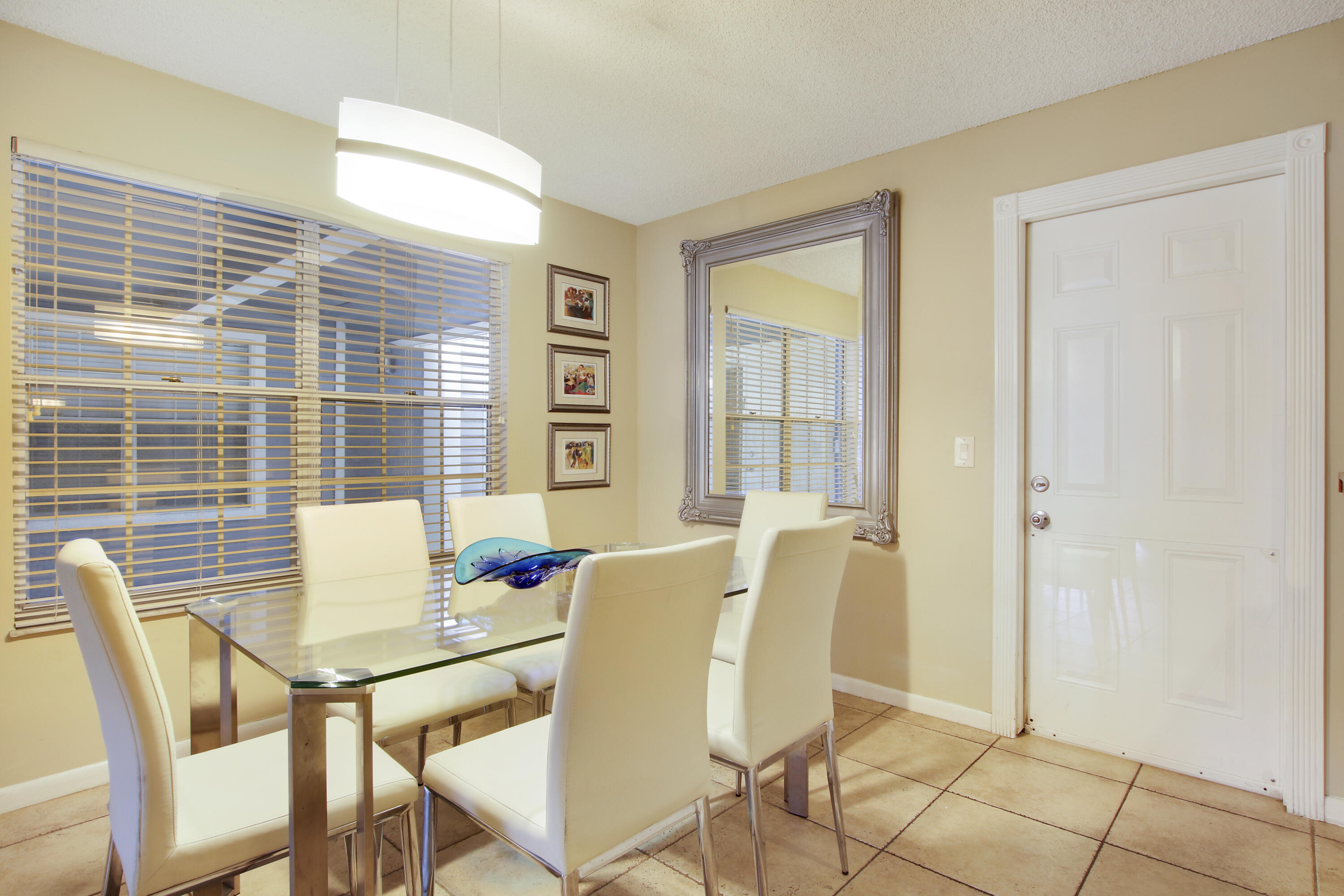 5355 Buckhead Circle, Unit 1020 Boca Raton, FL 33431 - Photo 12 of 36 Dining Area