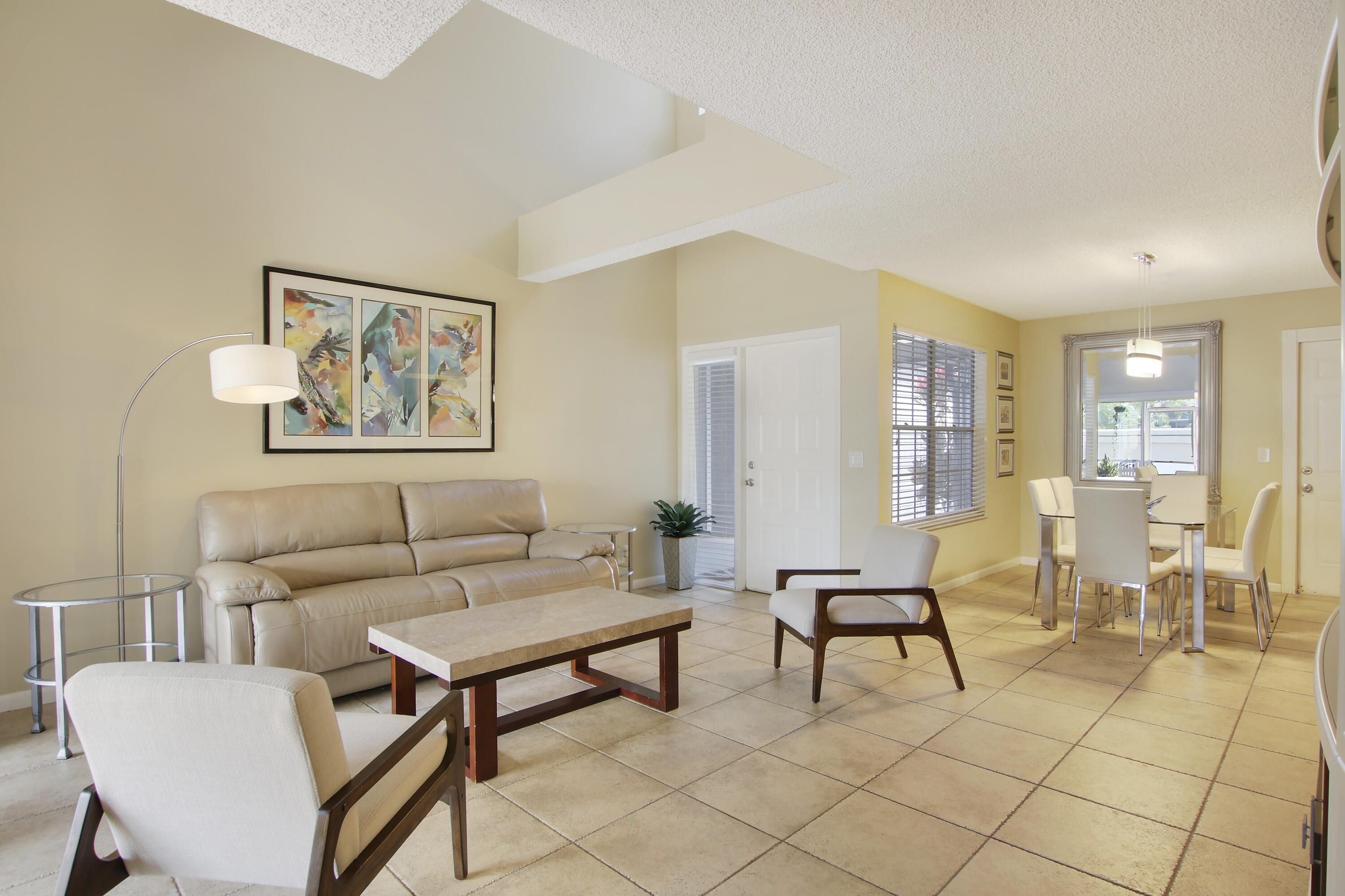 5355 Buckhead Circle, Unit 1020 Boca Raton, FL 33431 - Photo 4 of 36 Living Room