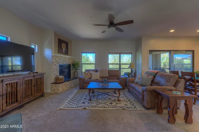 $3,300 | 21320 North 56th Street, Unit 2068, Phoenix, AZ 85054