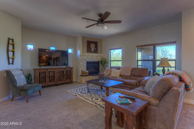 $3,300 | 21320 North 56th Street, Unit 2068, Phoenix, AZ 85054