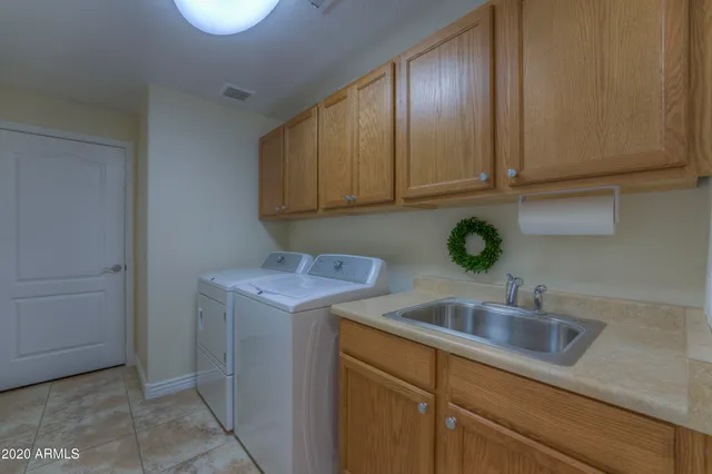 $3,300 | 21320 North 56th Street, Unit 2068, Phoenix, AZ 85054