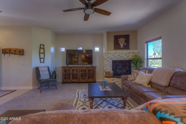 $3,300 | 21320 North 56th Street, Unit 2068, Phoenix, AZ 85054