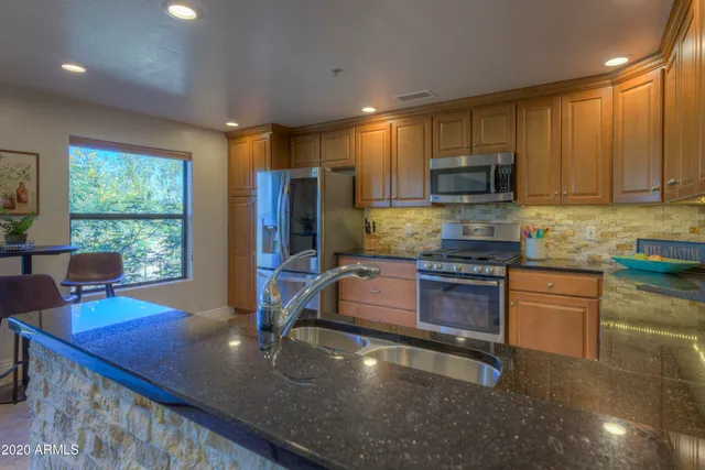 $3,300 | 21320 North 56th Street, Unit 2068, Phoenix, AZ 85054