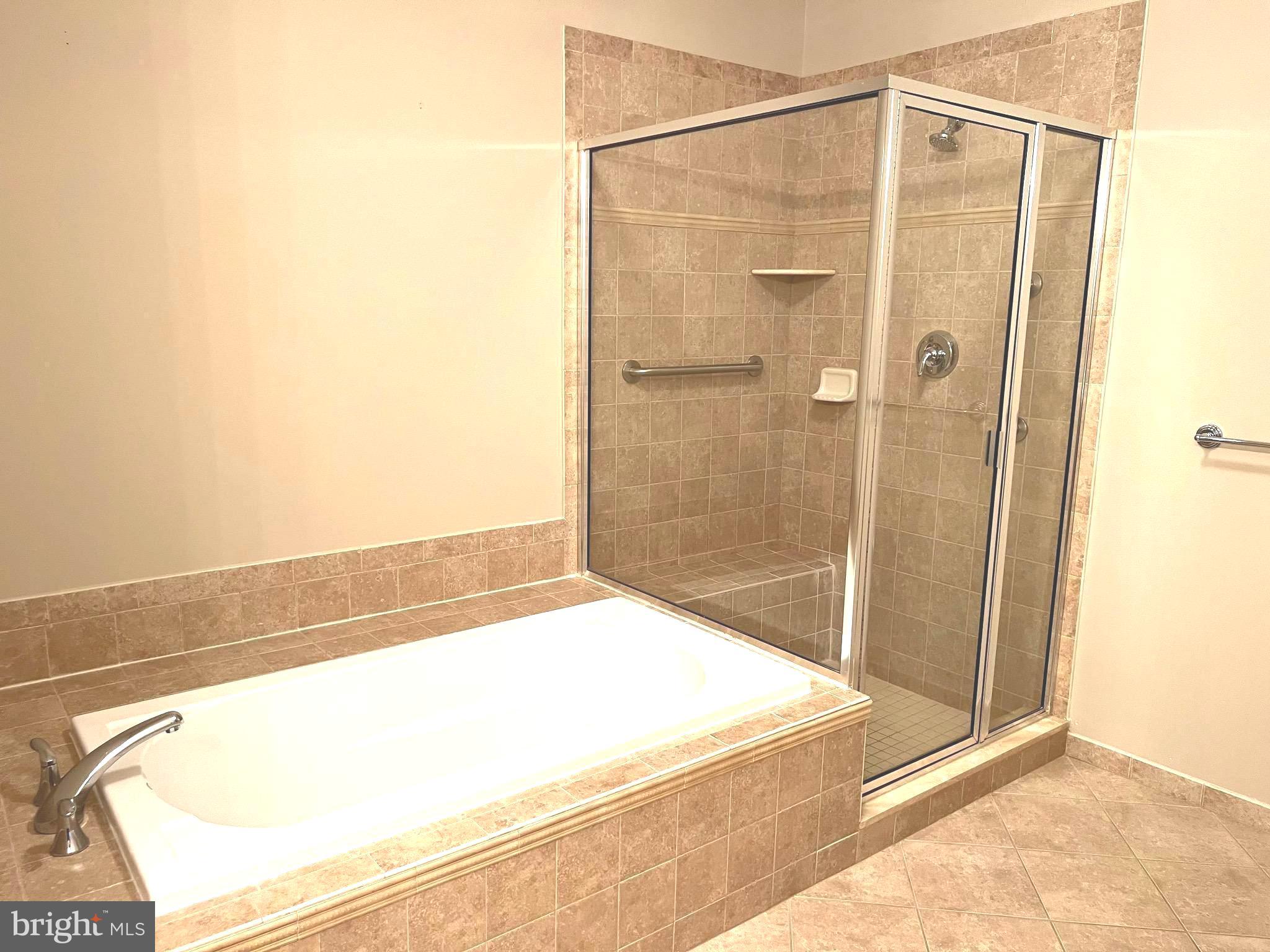 527 Carson Terrace Huntingdon Valley, PA 19006 - Photo 6 of 15