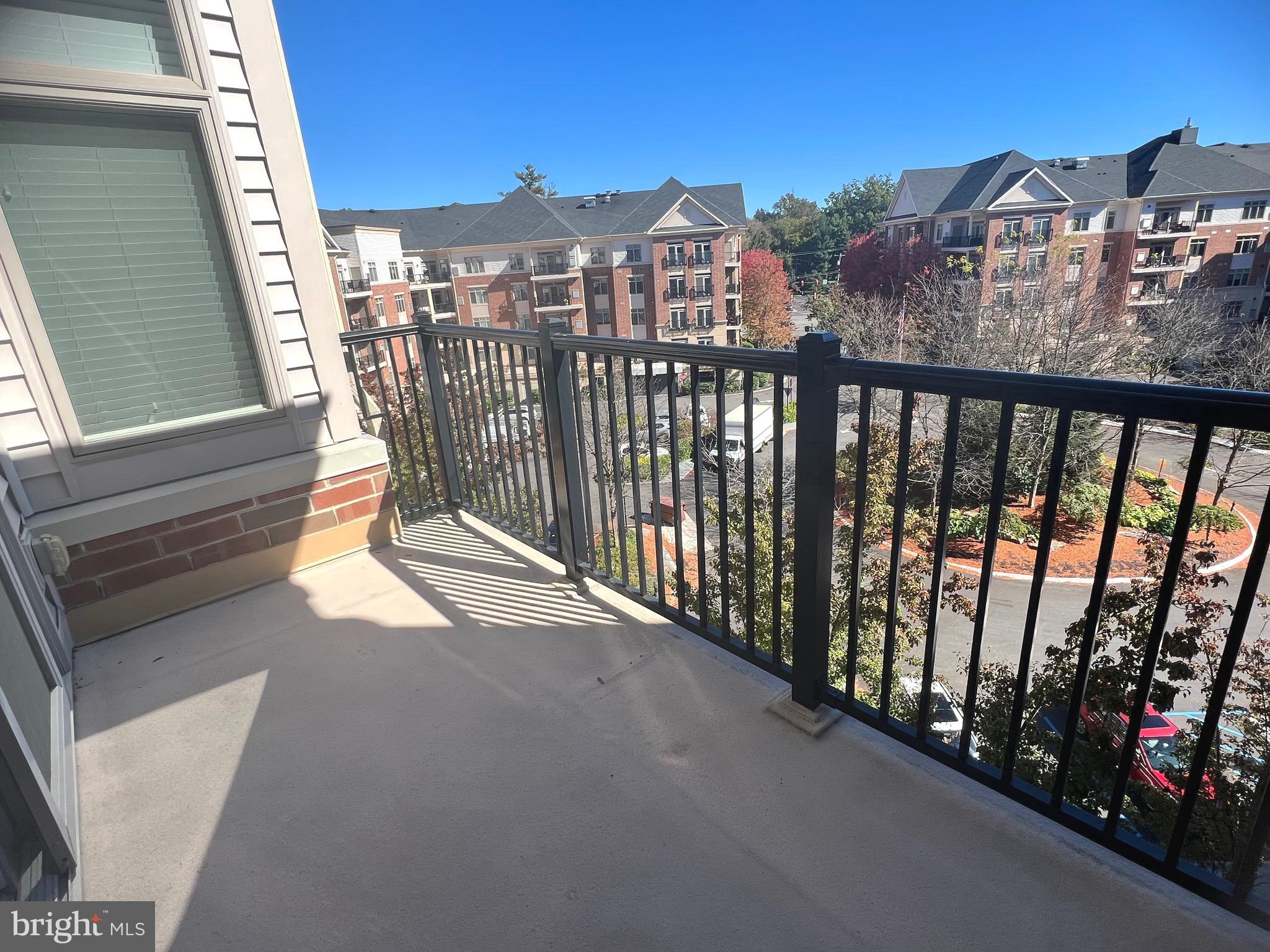 527 Carson Terrace Huntingdon Valley, PA 19006 - Photo 9 of 15