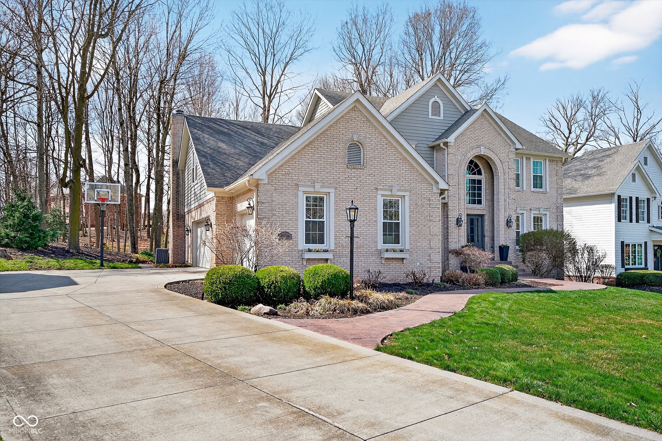 9767 Fortune Drive Fishers, IN 46037 - Photo 4 of 53