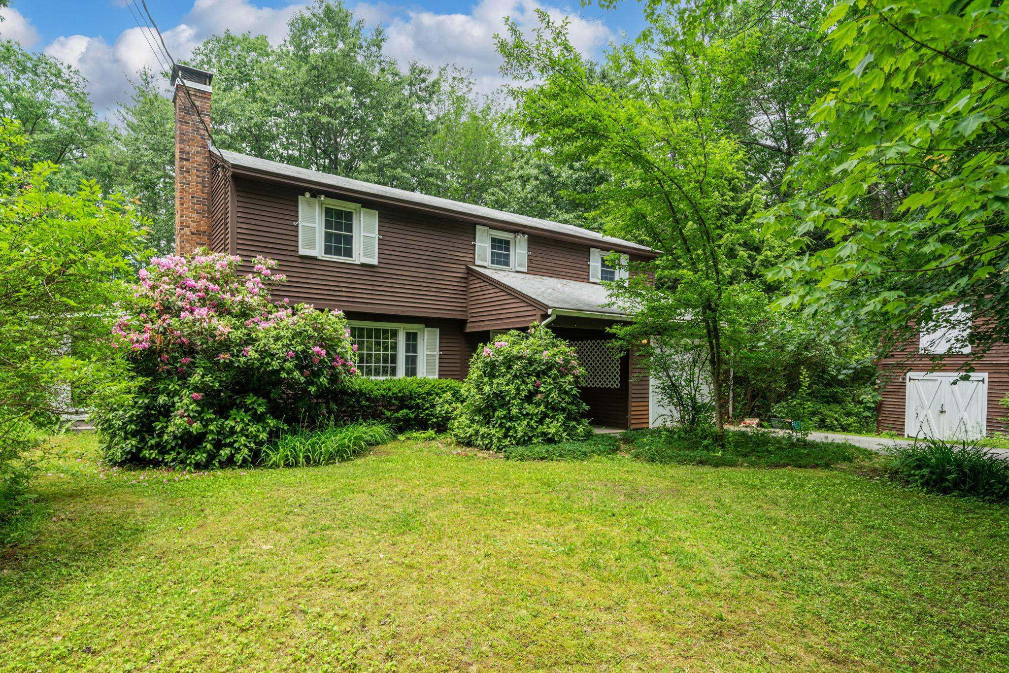 8 Pine Acres Road Amherst, NH 03031 - Photo 1 of 55