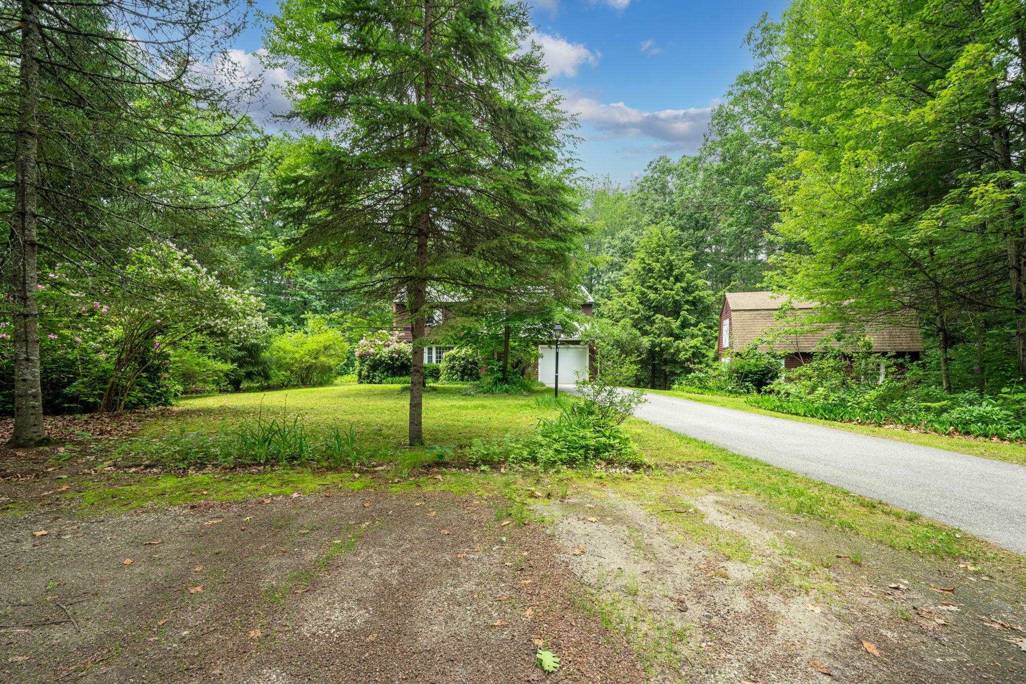 8 Pine Acres Road Amherst, NH 03031 - Photo 13 of 55