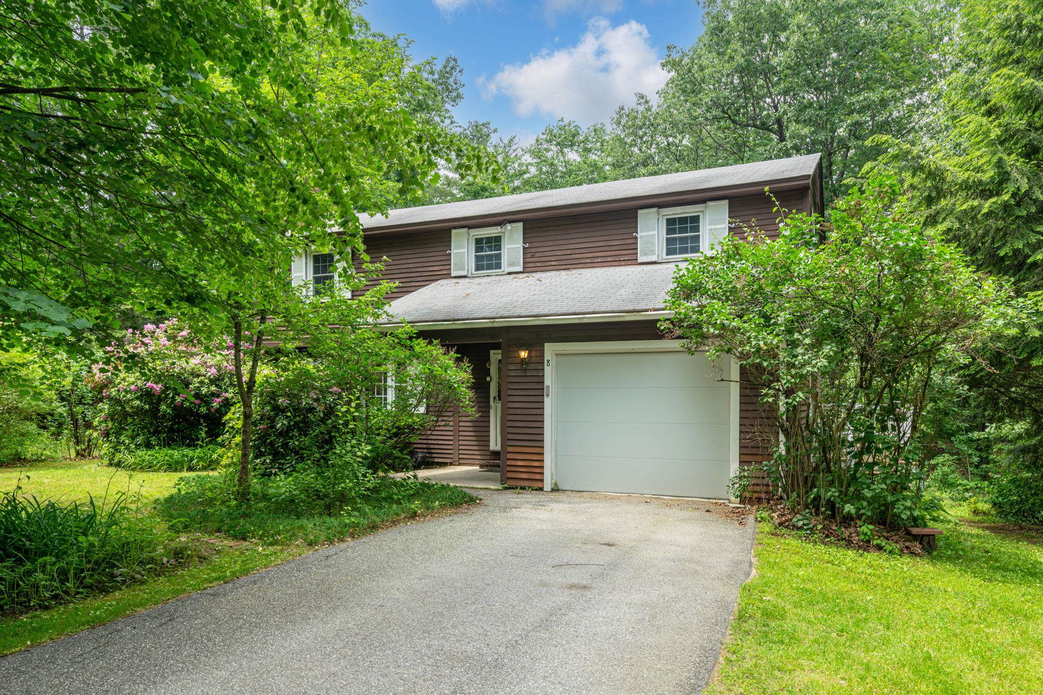 8 Pine Acres Road Amherst, NH 03031 - Photo 2 of 55