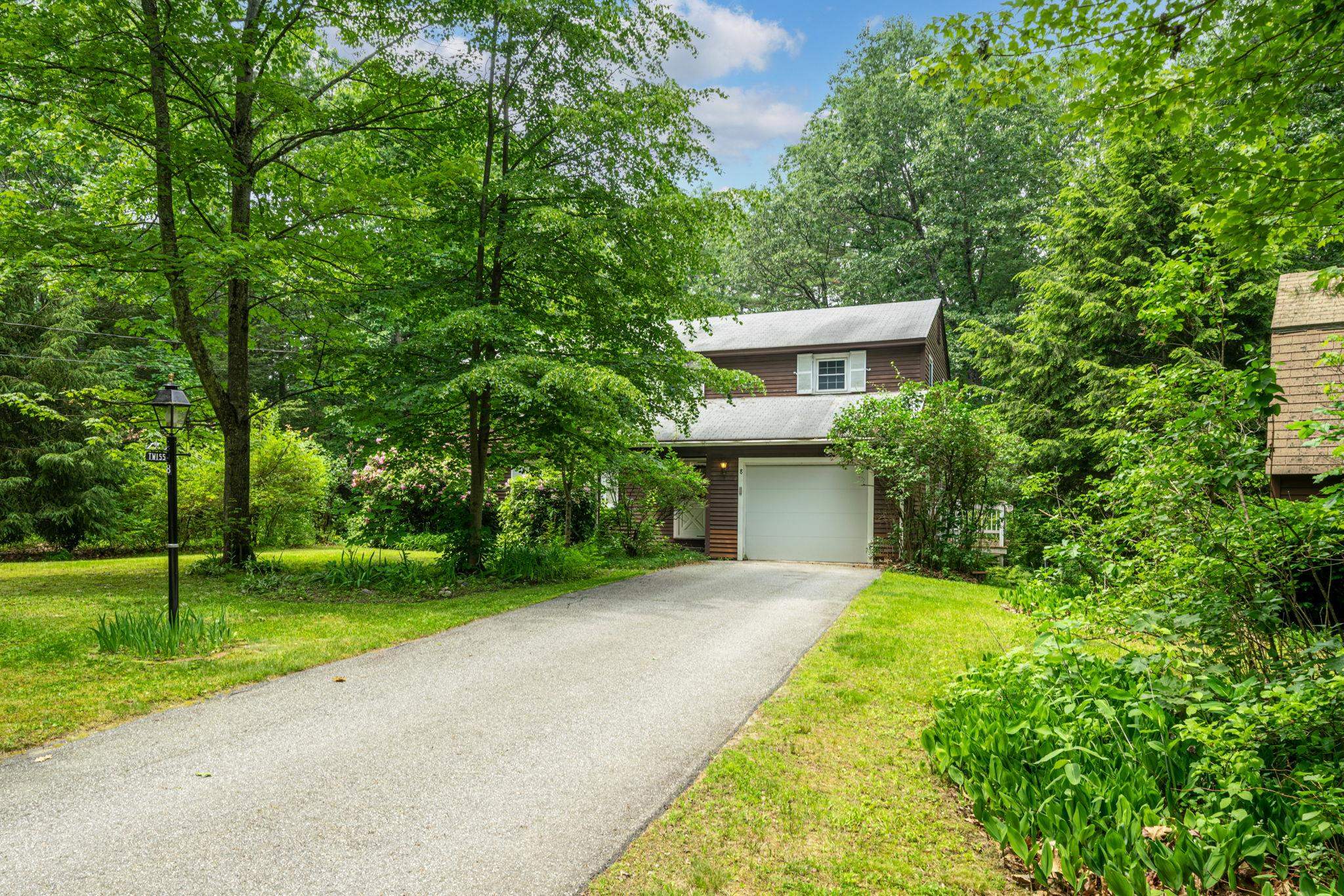 8 Pine Acres Road Amherst, NH 03031 - Photo 3 of 55