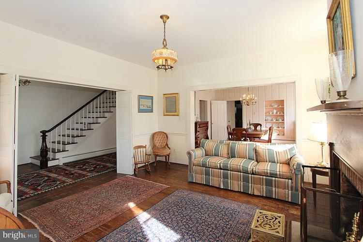 14401 Partnership Road Poolesville, MD 20837 - Photo 2 of 30 Interior (General)