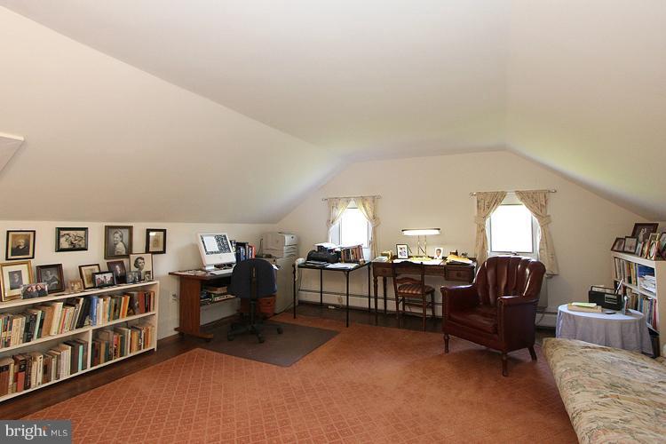 14401 Partnership Road Poolesville, MD 20837 - Photo 22 of 30 Bedroom