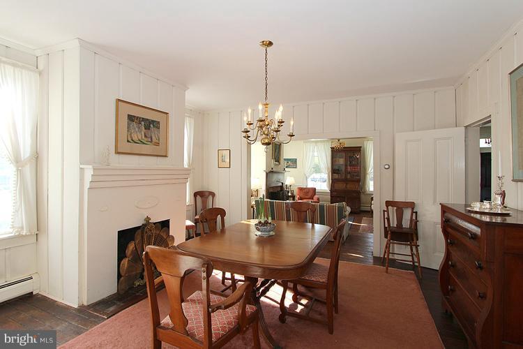 14401 Partnership Road Poolesville, MD 20837 - Photo 29 of 30 Dining Room