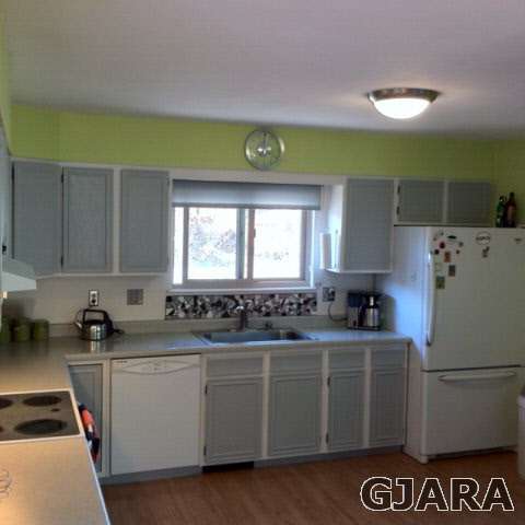 382 Ridge View Drive Grand Junction, CO 81507 - Photo 3 of 8 Gallery Image 3