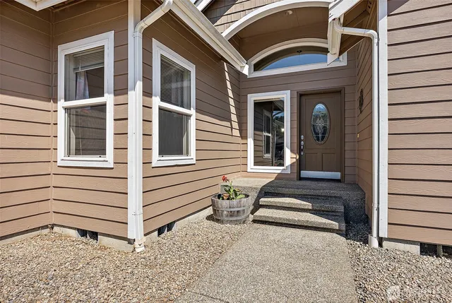 $579,950 | 14715 146th Avenue East, Orting, WA 98360