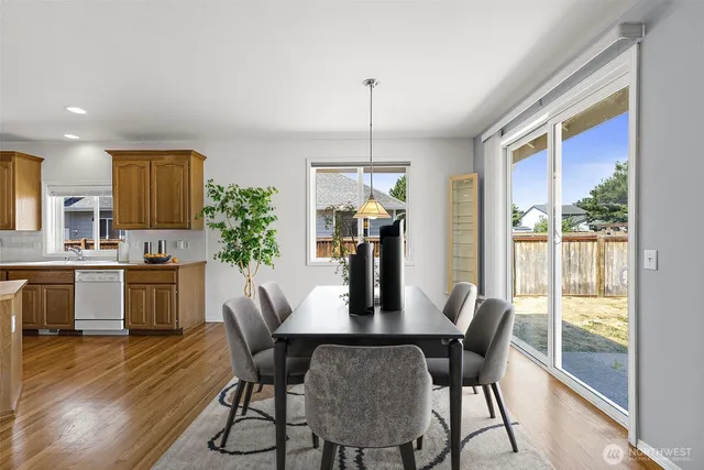 $579,950 | 14715 146th Avenue East, Orting, WA 98360