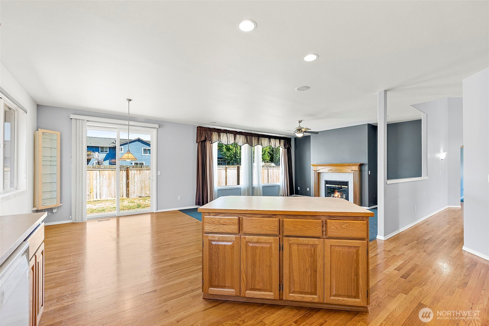 14715 146th Avenue East Orting, WA 98360 - Photo 10 of 40