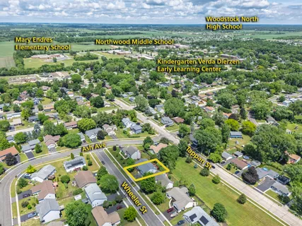 $350,000 | 1642 Wheeler Street, Woodstock, IL 60098
